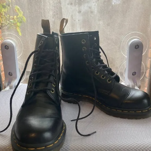 Женские ботинки Dr. Martens 1460 Vegan 38 EU