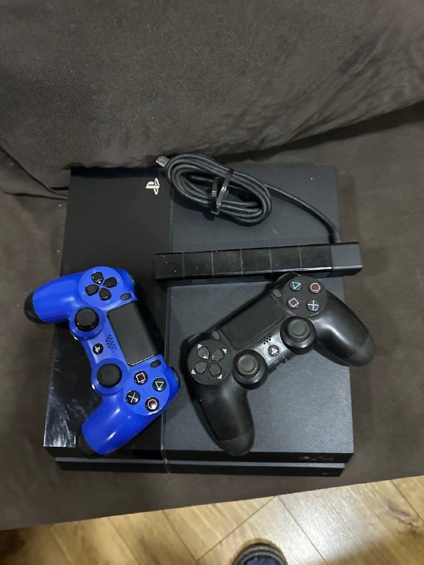 PS4, камера, 2 оригинальных джойстика 3