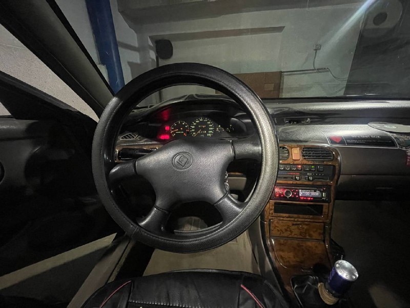 Mazda 626GE лифтбек 1992 9