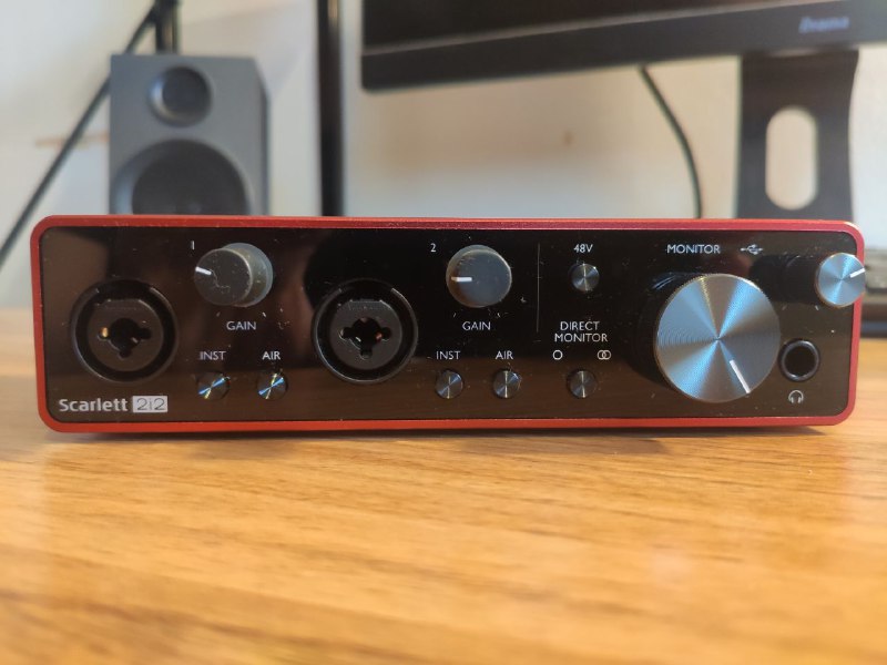 Звуковая карта Focusrite Scarlett 2i2 3rd gen 2