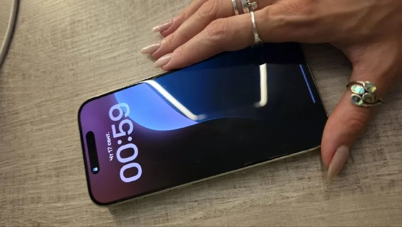 iPhone 15 Pro 512 ГБ белый 1