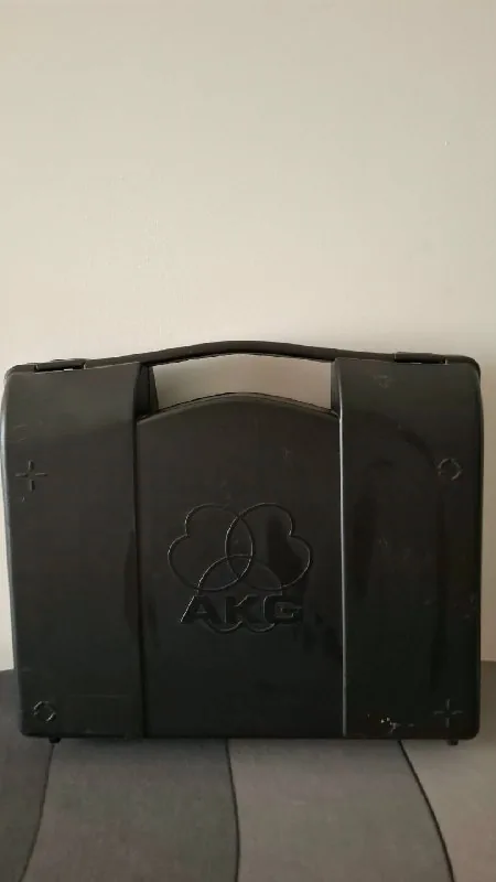 AKG WMS 40 радиосистема 1