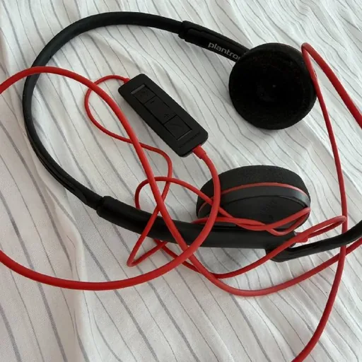 Гарнитура Plantronics C3220