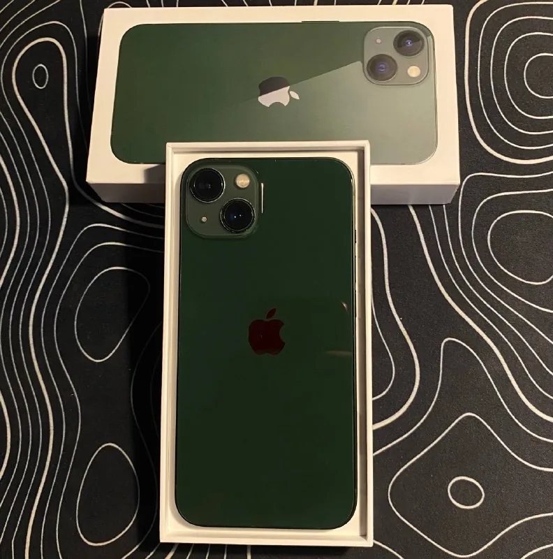 iPhone 13 128GB 1