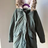 Детские куртки Guess, Tiny Cottons, Uniqlo 3