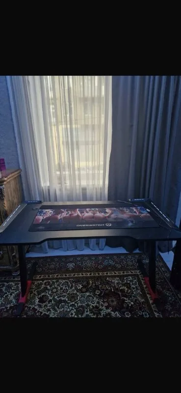 Игровой стол, игровое кресло 1