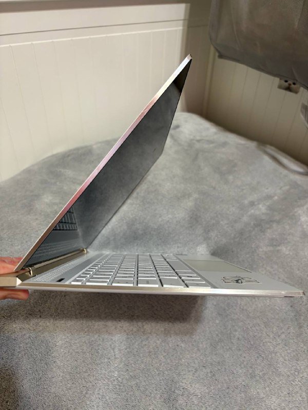 Ноутбук HP Spectre 13” Intel Core i7-8550U 16 ГБ RAM 512 ГБ SSD 4