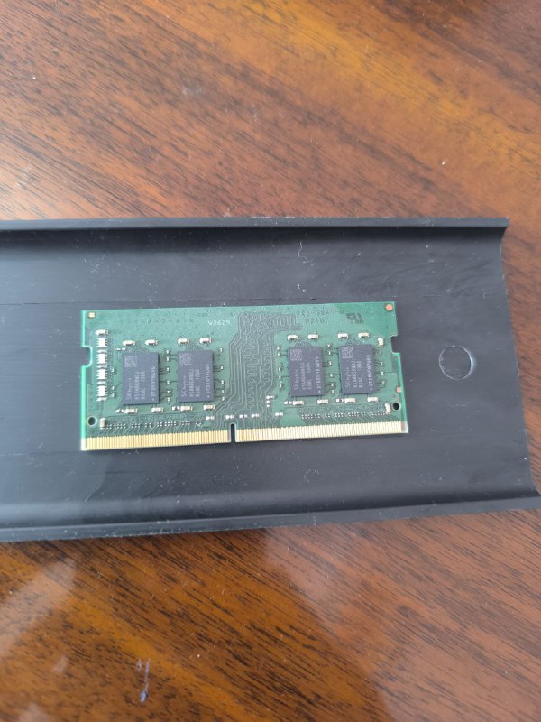 ОЗУ DDR4 8GB SODIMM Kingston LV32D4S2S8HD-8