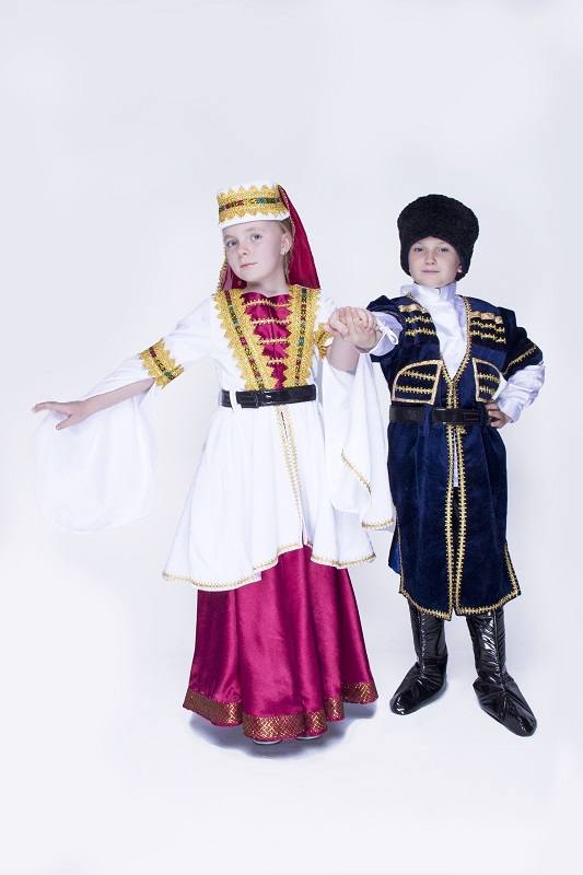Грузинский костюм для детей, металлофон нотный