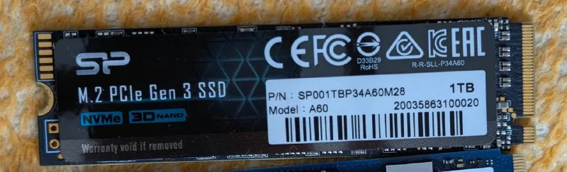 WiFi Adapter, RAM, SSD 1
