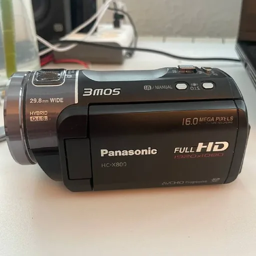 видеокамера Panasonic HC-X800