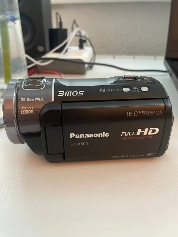 видеокамера Panasonic HC-X800 1