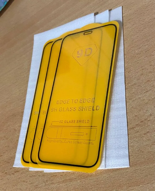Защитные стекла для iPhone 12/12 Pro 1