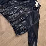 Кожаная куртка-бомбер ZARA, размер M 4