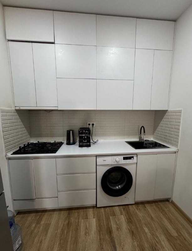 Квартира 2+1 в аренду, ул Г. Абашидзе 60 5