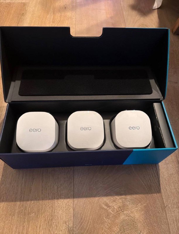 Amazon eero 6 Mesh Wi-Fi система (3 устройства) в комплекте