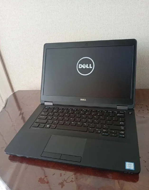 Dell Latitude 5470 1