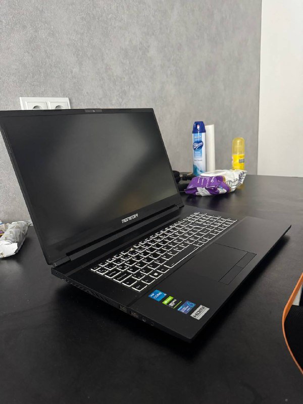Игровой ноутбук Monster Intel i5 GTX1650 Ti 32ГБ 1ТБ 5