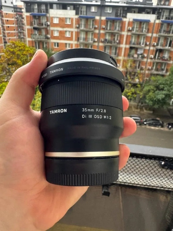 Объектив Tamron 35mm F/2.8 Di III OSD M1:2 1