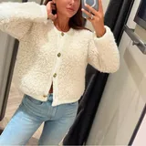 Пальто Zara, костюм Nike, свитер Massimo Dutti, жакет Massimo Dutti 6