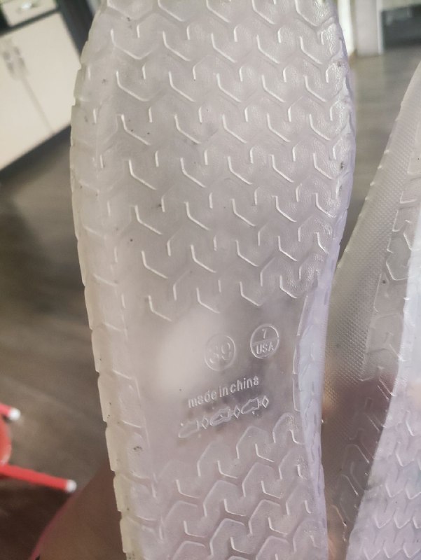 Циновка, аквашузы, набор шампуров, решётка для мангала 5