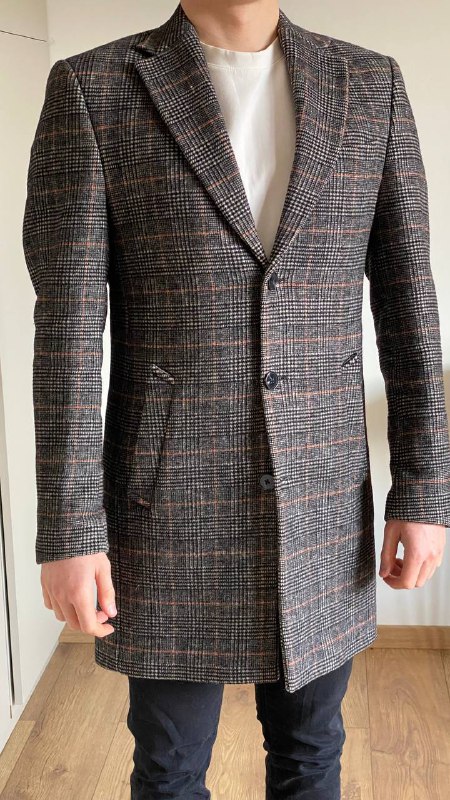 Кардиган Bershka, рубашка черная, джинсы Mavi, кофта коричневая, рубашка Koton, пальто Key Man 9