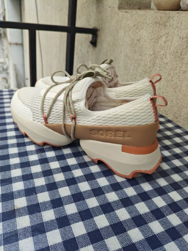 Оригинальные женские кроссовки Sorel Kinetic Impact Lace Up 2