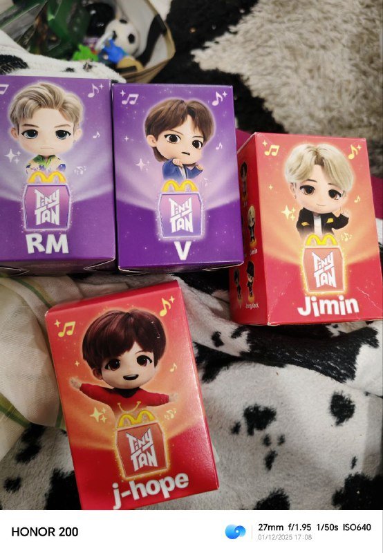 Фигурки BTS новые