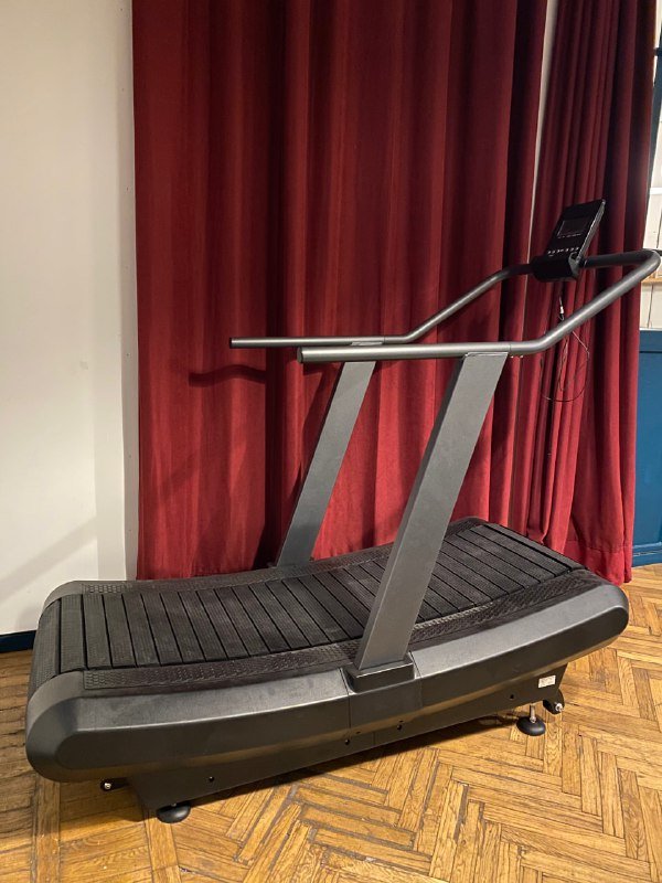 Беговая дорожка DHZ Curve Treadmill A7000