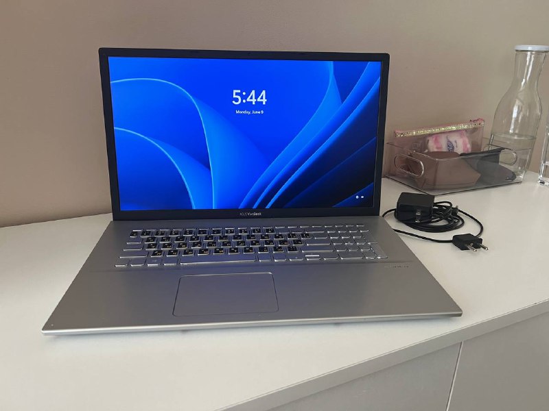 Ноутбук Asus Vivobook 17” 2022 Ryzen 5 16GB 512GB SSD 1TB HDD