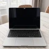 MacBook Pro 14″ M4 — 16GB / 512GB 2