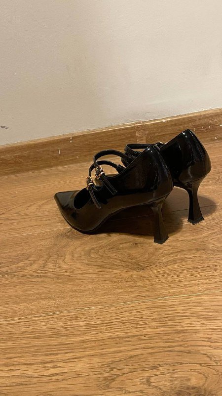 босоножки на платформе бежевые, туфли лодочки черные, лоферы черные, ботильоны черные 4