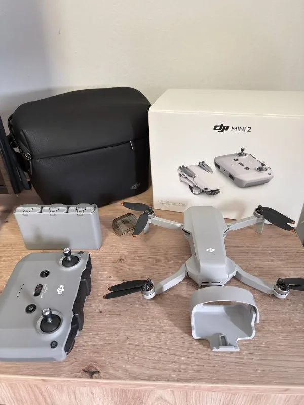 Дрон DJI mini 2