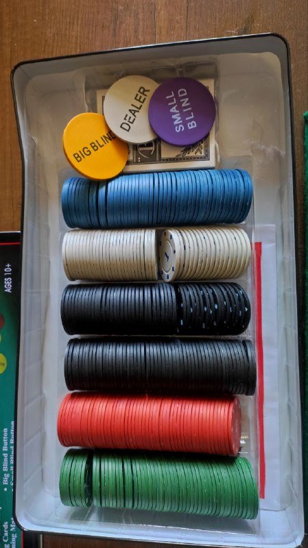 Покерный набор с сукном, фишками и колодами карт 2