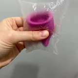 Многоразовая менструальная чаша 2