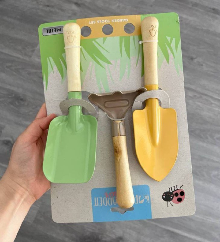Набор садовых инструментов для детей