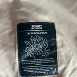 Зимний пуховик Tommy Jeans 2