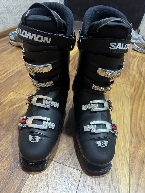Горнолыжные ботинки Salomon