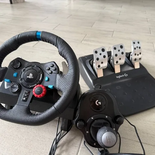Игровой руль Logitech, педали