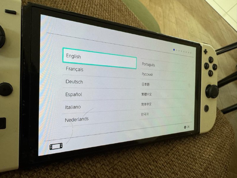 AirPods 3 с неисправным наушником, Nintendo Switch Oled 4