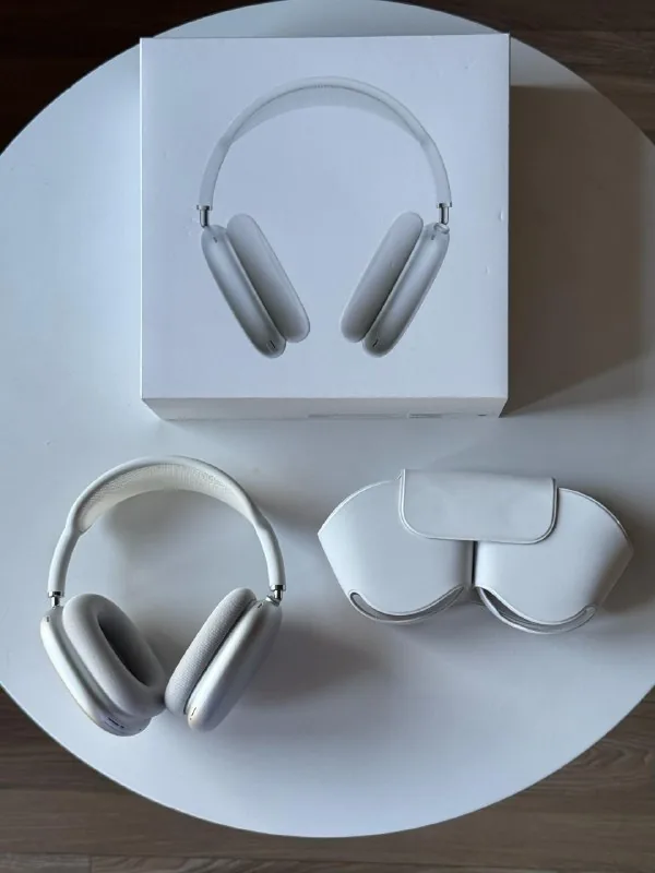 Apple AirPods Max наушники 1