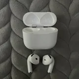 AirPods 4