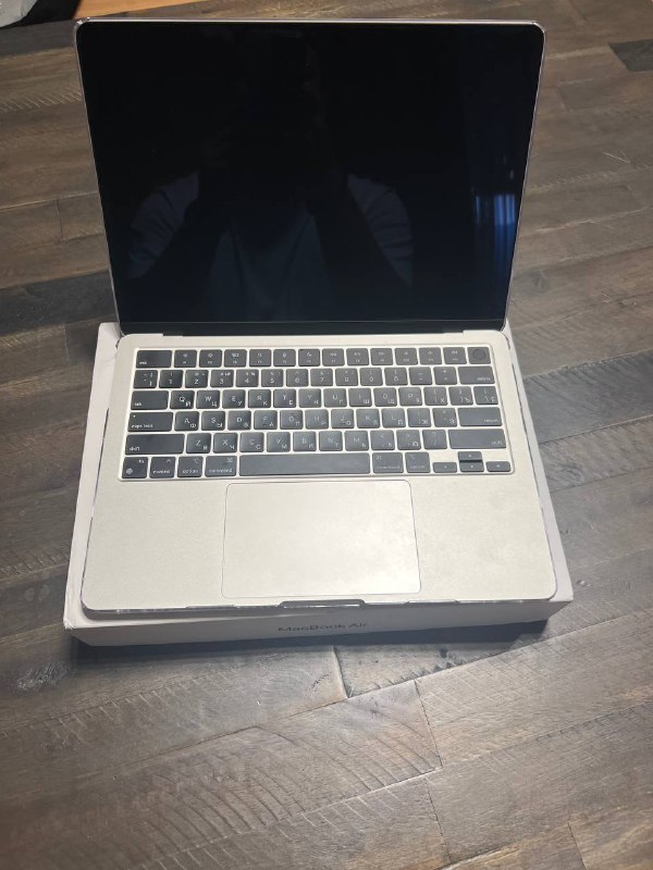 MacBook Air 13 (2024) for Sale