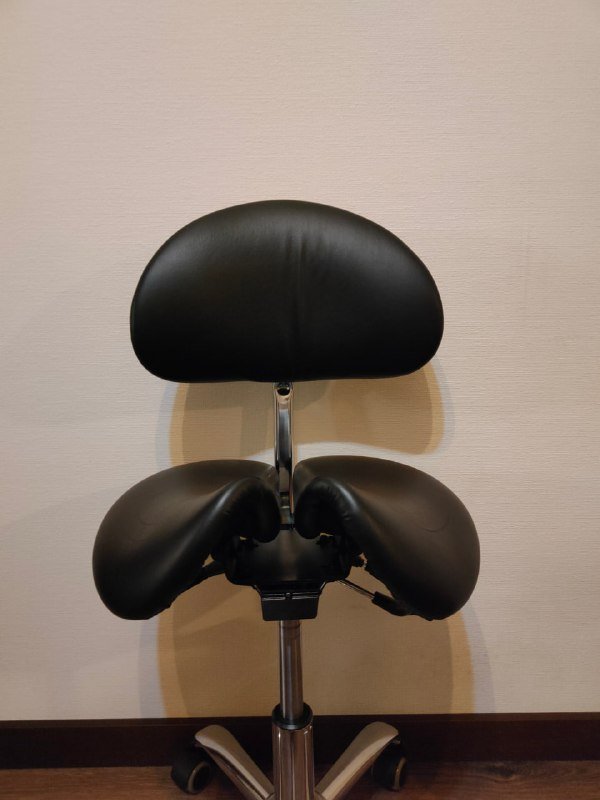 Эргономичное кресло OKIRO HY 4008-1 BL 2