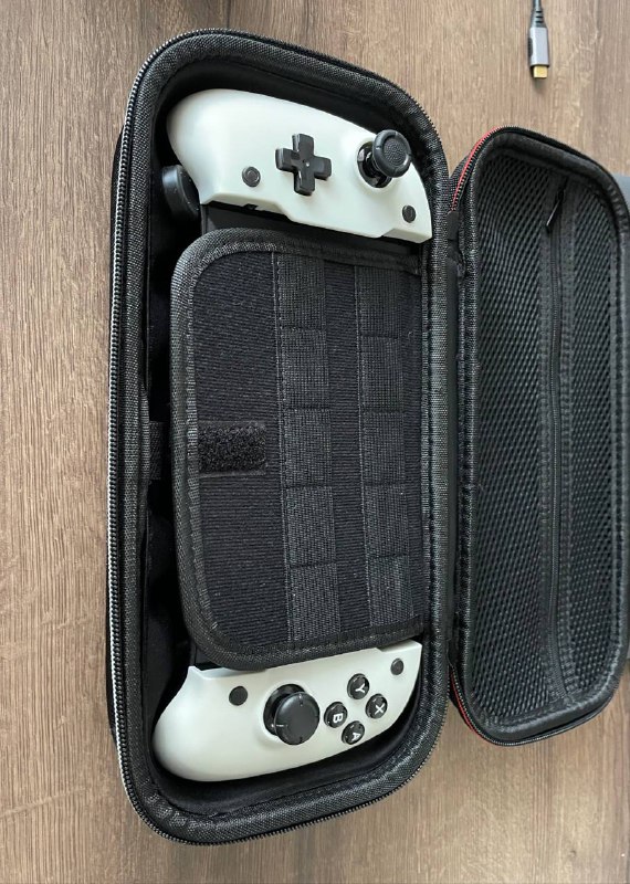 Геймпад Dobe для Nintendo Switch и Nintendo Switch OLED 2