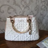 Кофейные чашечки, сумка, сумка Aldo, плед, светильник 4