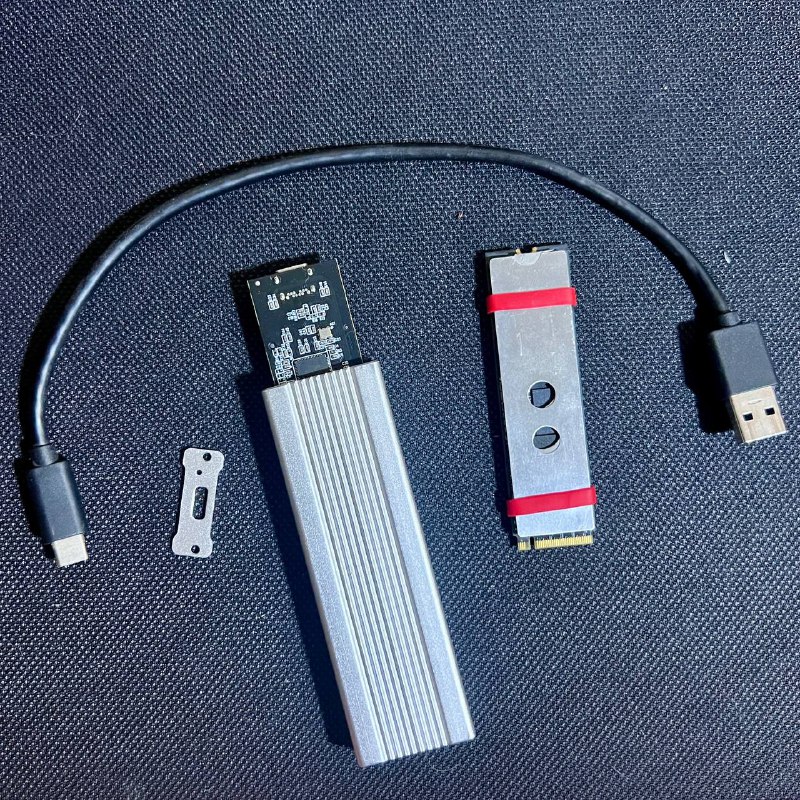 SSD Kingston KC3000 2TB, внешний бокс M.2