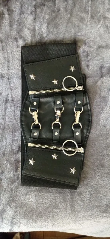 Корсет со звёздочками, корсет со шнуром, цепь, кольца 1