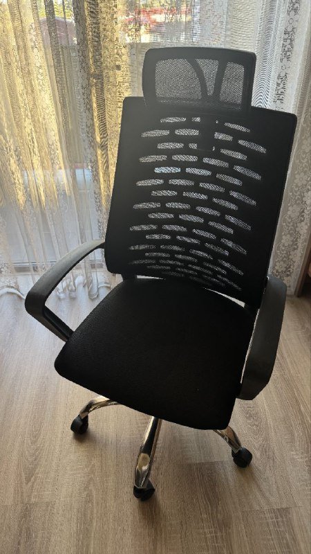 Компьютерное кресло, стул