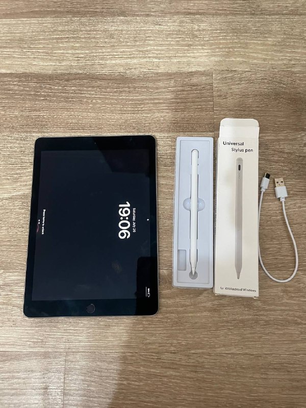iPad Pro 9.7 128GB со стилусом